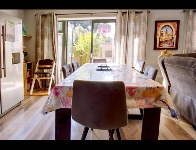 2 BEDROOM DUPLEX FOR SALE IN DARRENWOOD